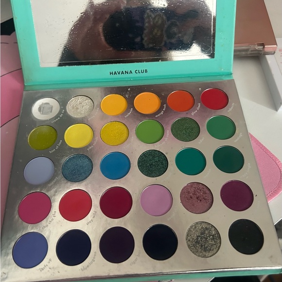 Assorted Makeup Bundle ❤️ - Picture 8 of 13